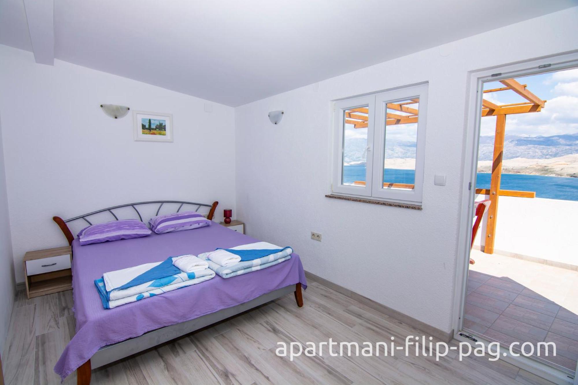 Apartmani Filip Pag Town Exterior photo